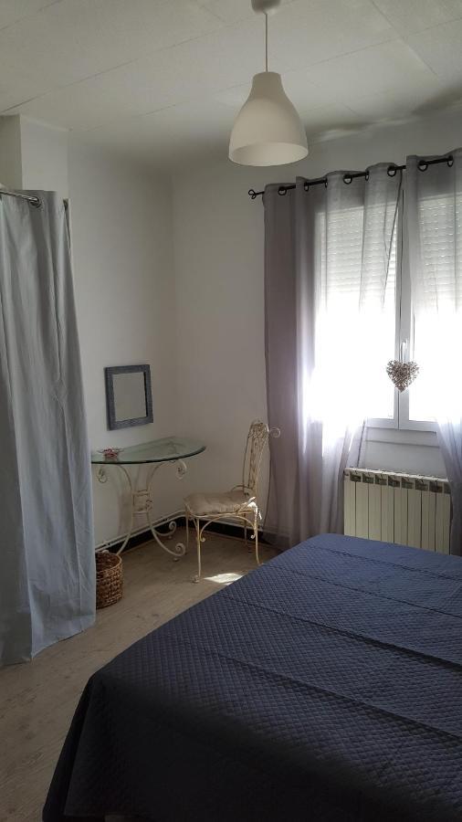 Appartement Avec Terrasse Quartier Montplaisir Арль Экстерьер фото